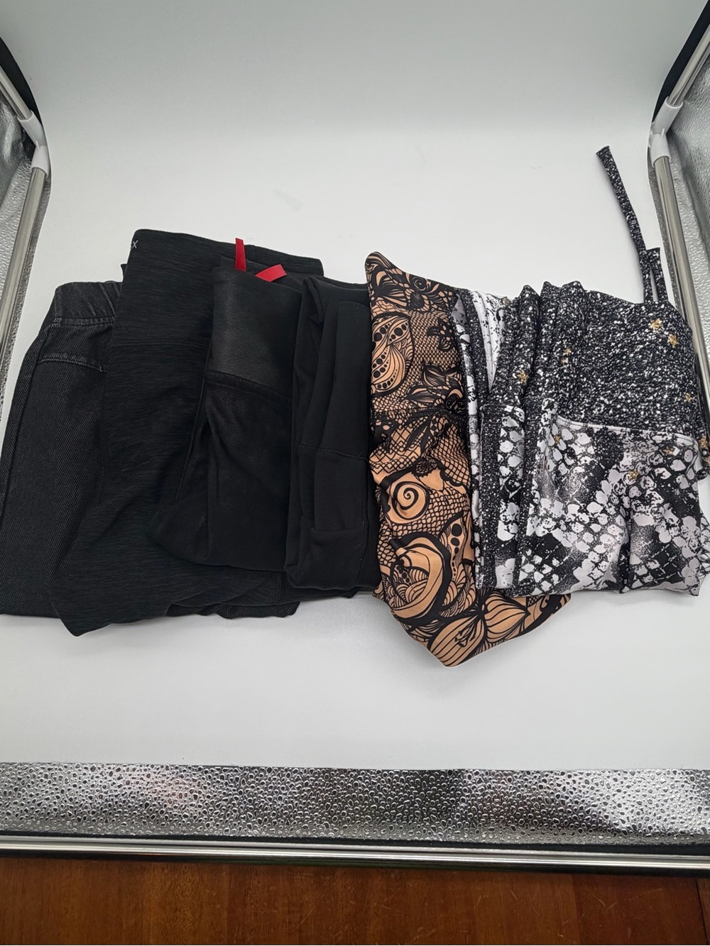 Womens Black and Tan Patterned Active Leggings - Brands Spanx, VSX, and others